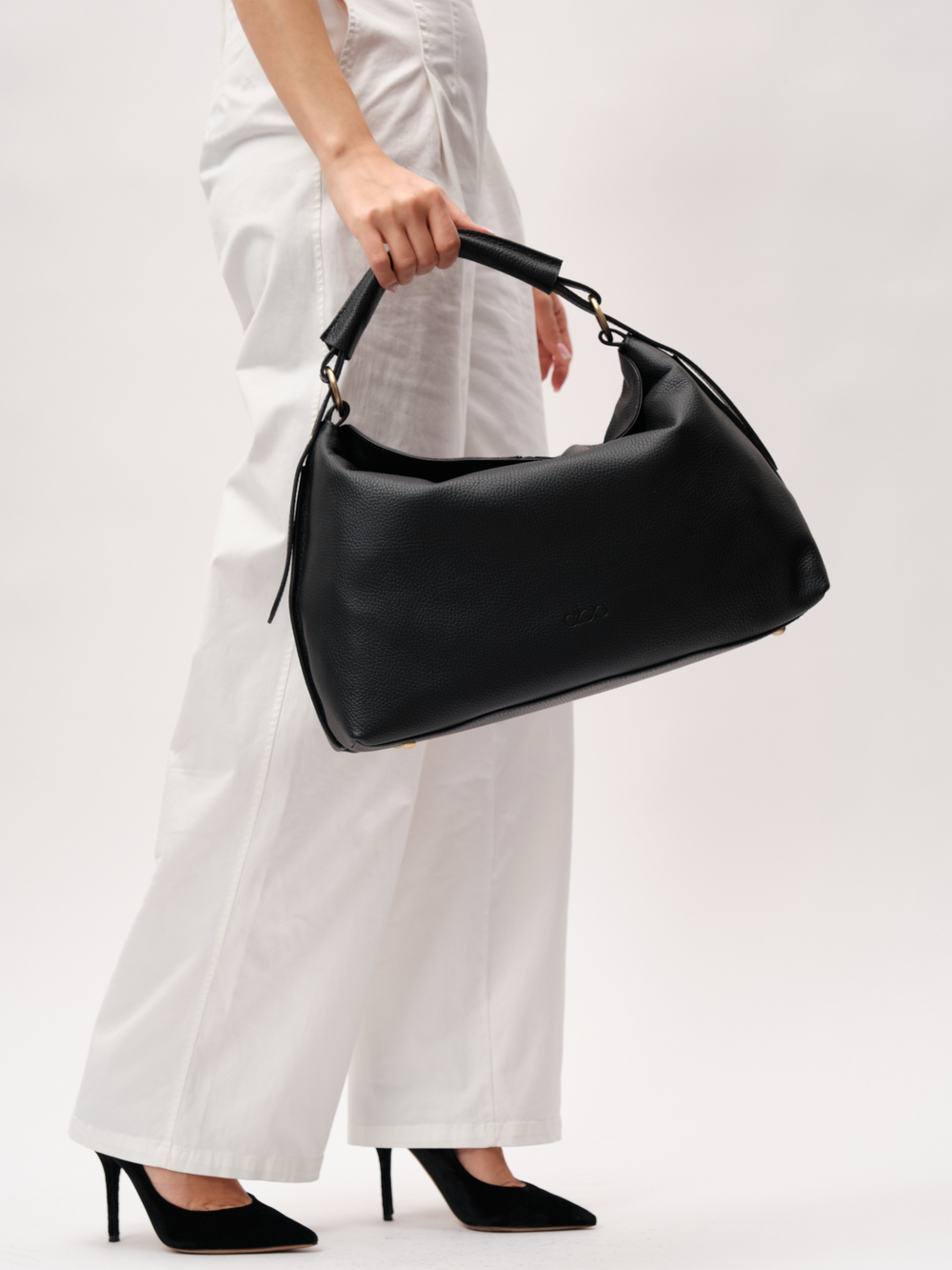 Кожаная сумка Andrea DBR 31374 черный