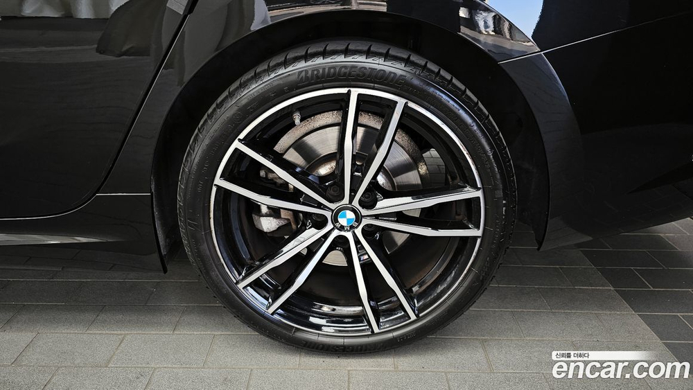 BMW 3 Series (G20) 330e M Sports (05.2021)