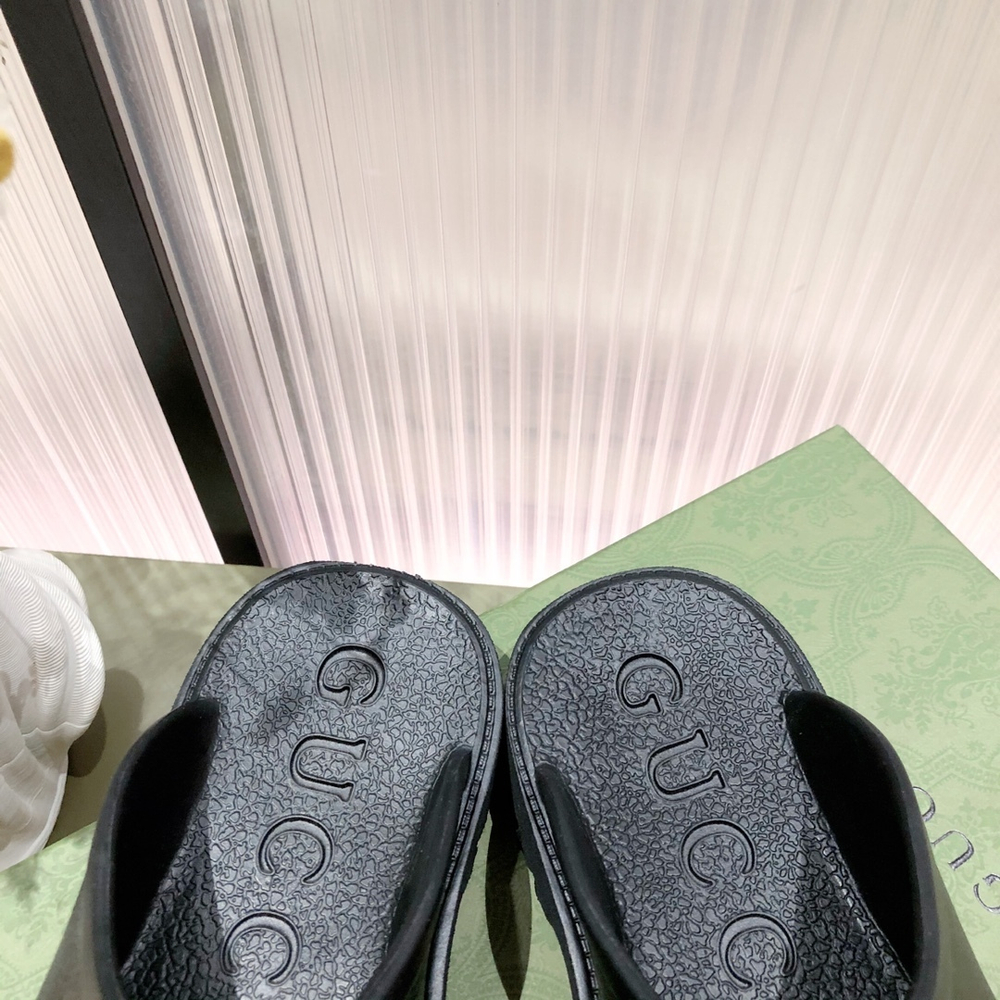 Gucci Slip-On Sandal