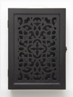 Ключница настенная в прихожую закрытая