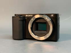Sony ZV-E10 kit 16-50mm 340 кадров