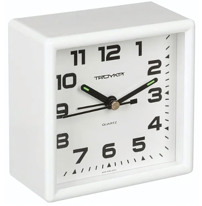 Будильник, пластиковый корпус, размер 95*95мм, кварцевый механизм с сигналом, цвет-белый