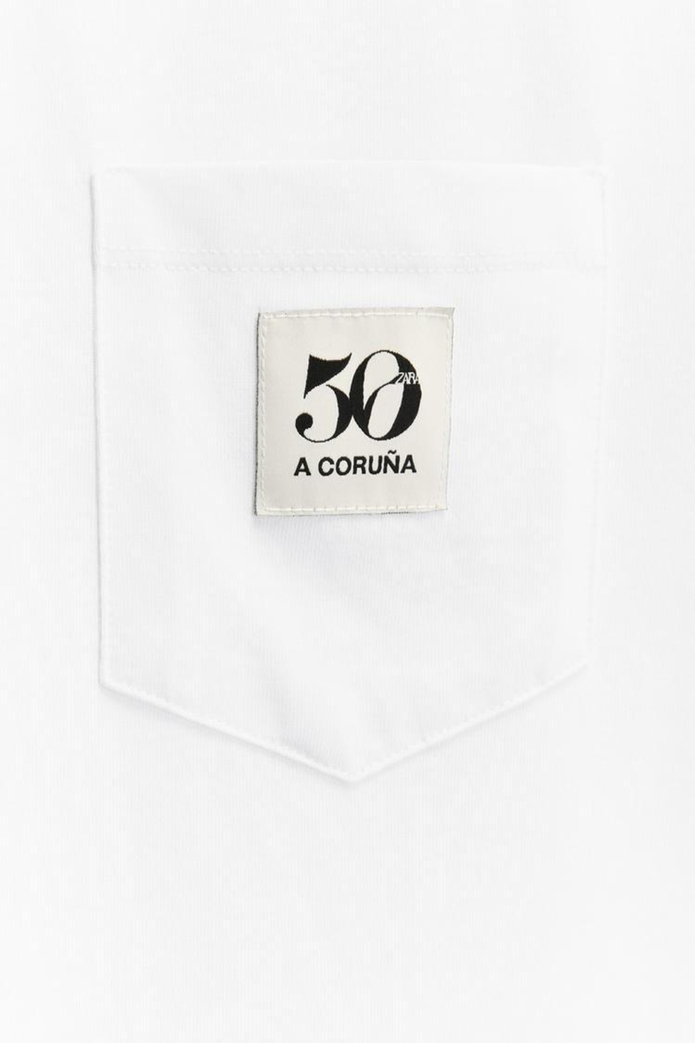 ZARA ФУТБОЛКА С НАШИВКОЙ, БЕЛЫЙ