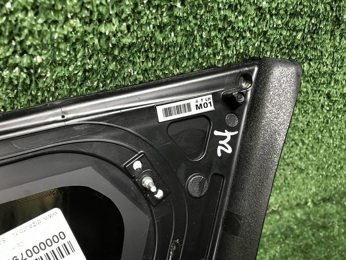 Форточка задняя левая Hyundai Santa Fe 4 TM 18-24