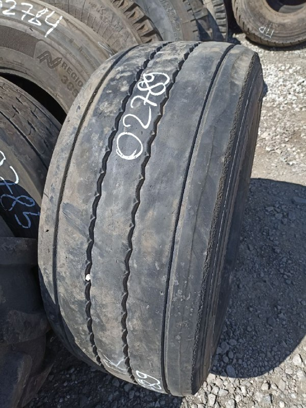 385/65R22.5 Matador THR4 шина б/у