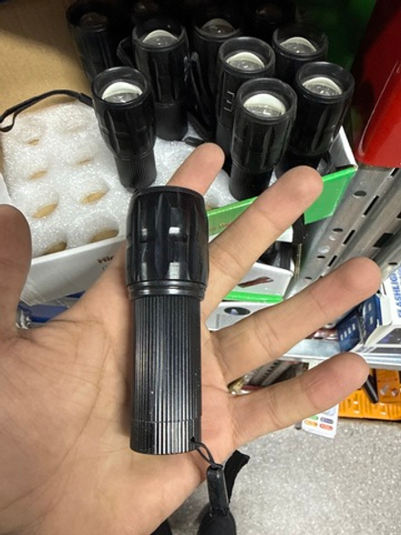 Фонарик Y-I-730