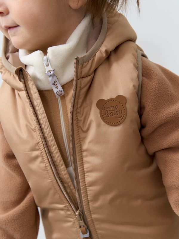 Жилет с капюшоном 