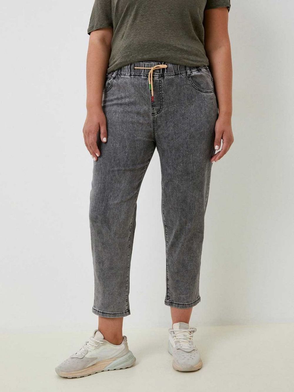 Джинсы на резинке