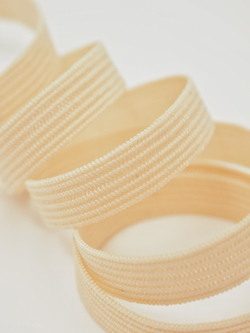 Резинка узкая бельевая бежевая ширина 6 мм