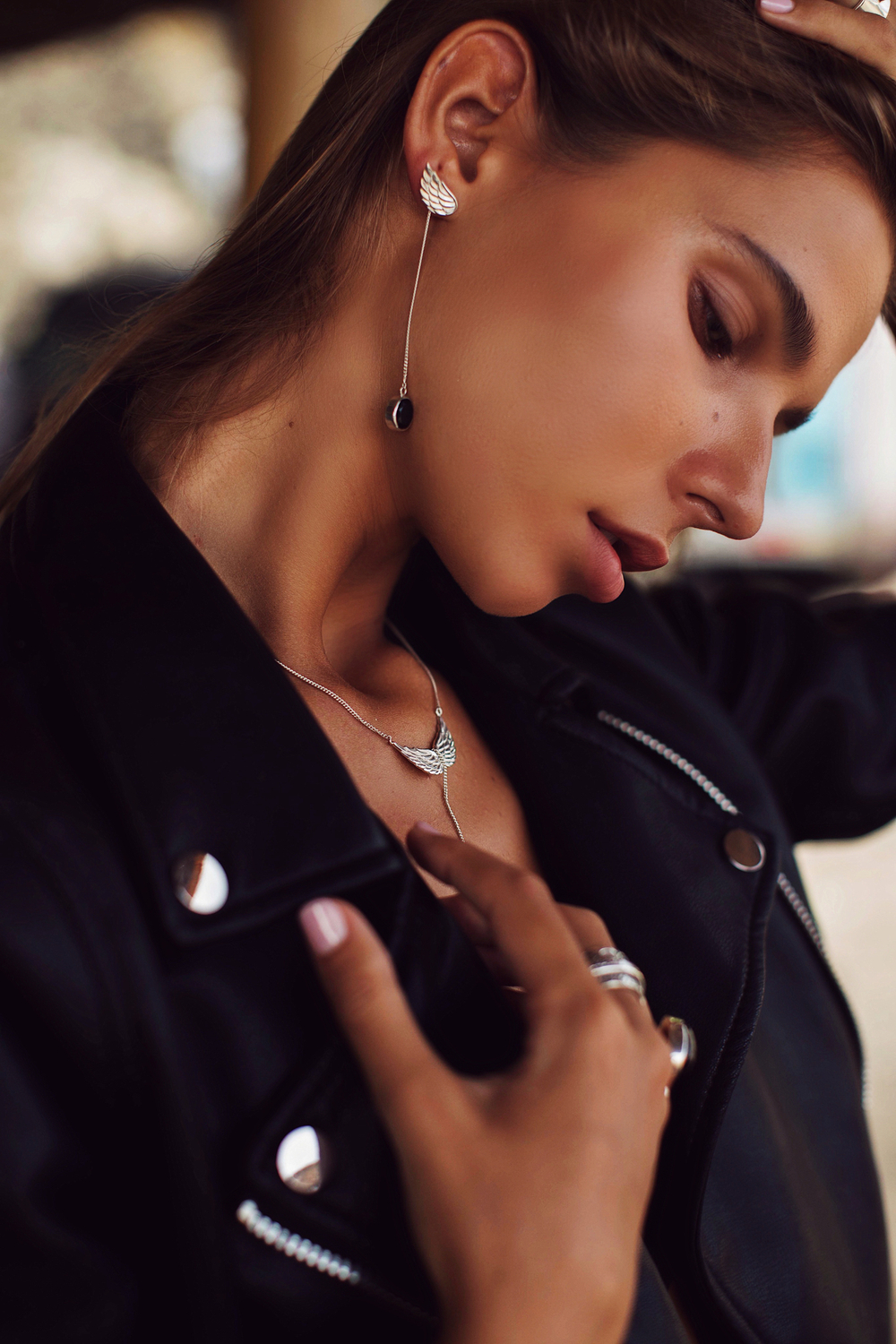 Серьги-трансформеры «Невесомость» с черной шпинелью