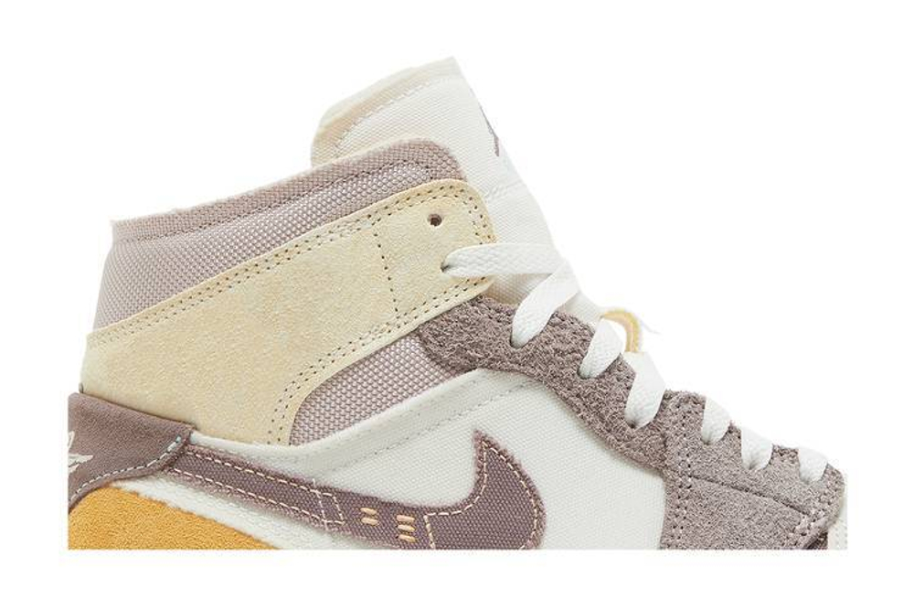 Кроссовки Jordan Air Jordan 1 Mid Craft "Inside Out"