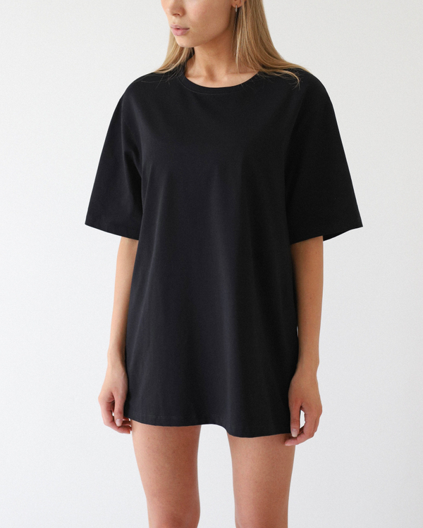 Футболка черная