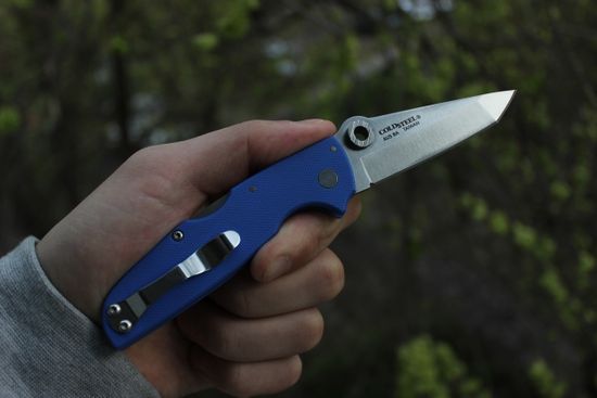 Складной нож Cold Steel 54T Khan c клинком из стали AUS-8, рукоять G10