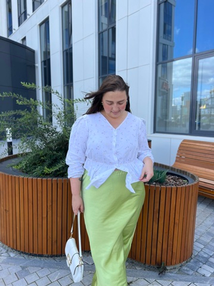 Блуза в цветочек белая