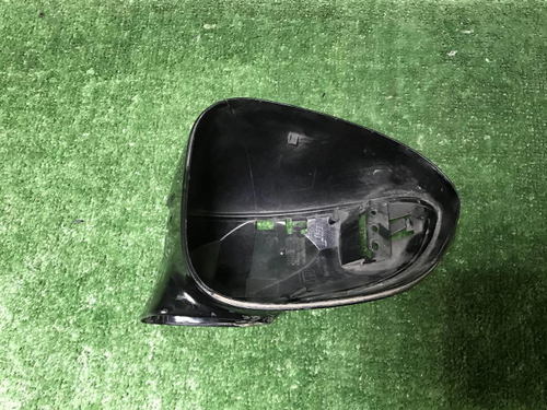 Крышка зеркала правая Opel Zafira С (2011-2019)