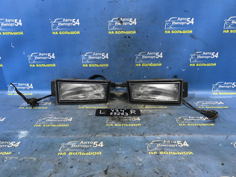 Туманка левая NISSAN CEDRIC 1999-2001