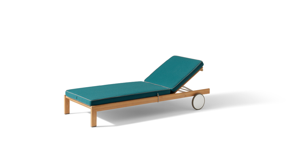 Шезлонг Cassina LIE OUT