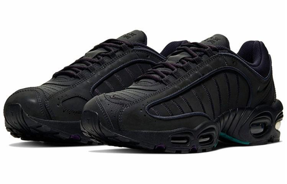 Кроссовки Nike Air Max Tailwind 4