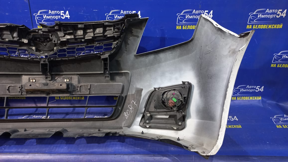 Бампер передний MAZDA MPV 2006-2007