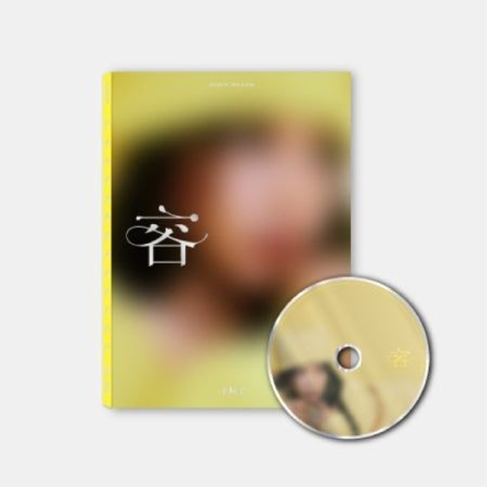 Альбом SOLAR - : FACE 1st Mini Album FACE Version