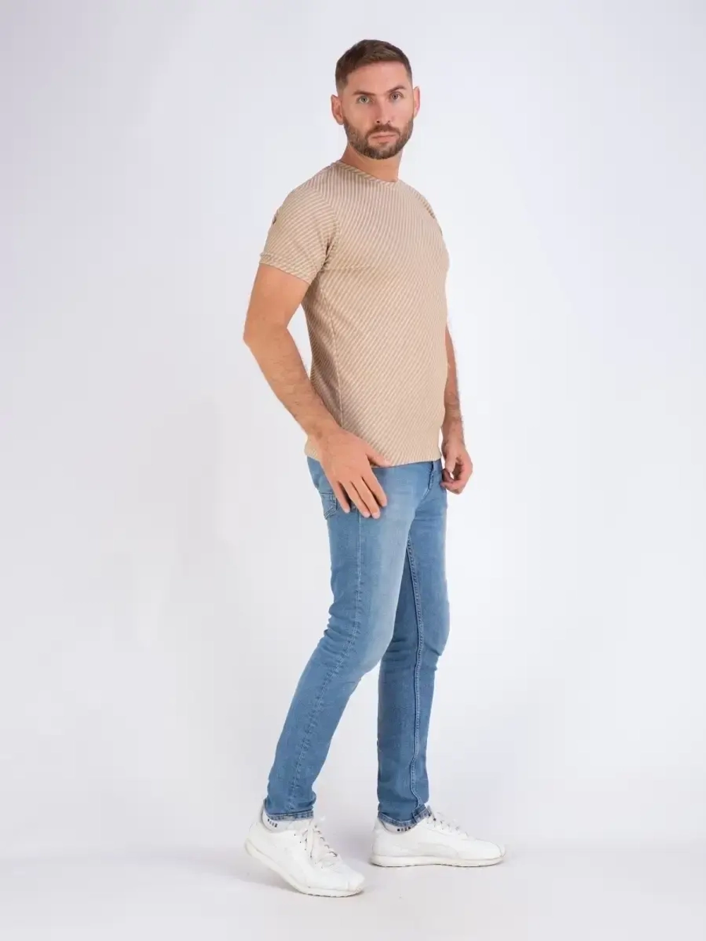 Футболка мужская однотонная базовая