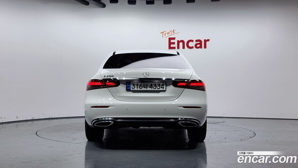 Mercedes-Benz E-Class W213 E250 Exclusive (11.2020)