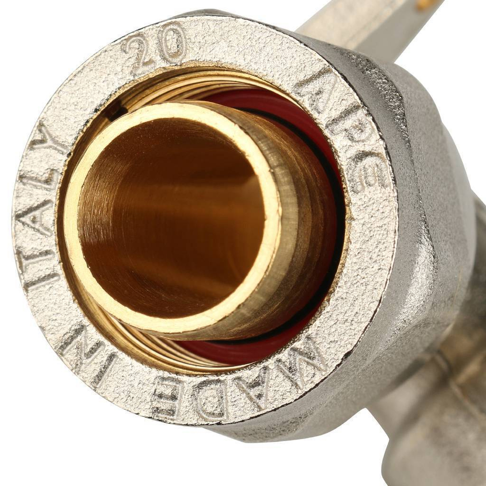 Угольник настенный с креплением 1/2"х20