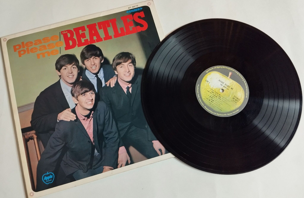 Винтажная виниловая пластинка The Beatles Please Please Me (Japan 1973) (No Obi)