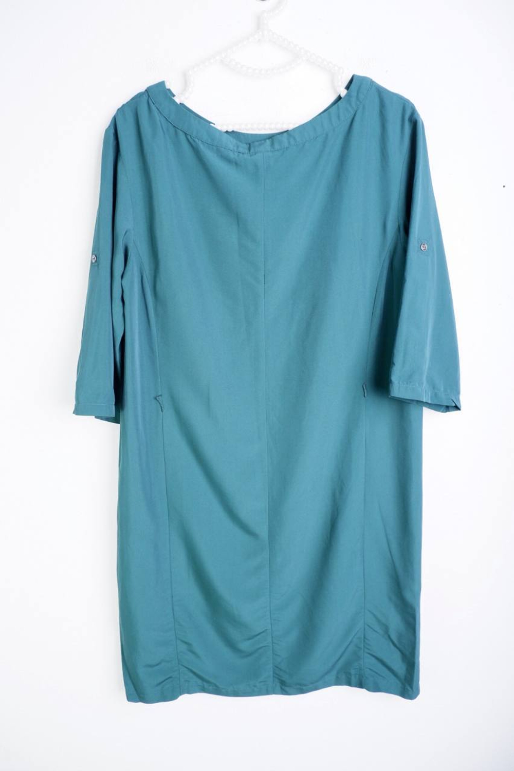 Платье Incity прямого кроя, визуально на 44 размер