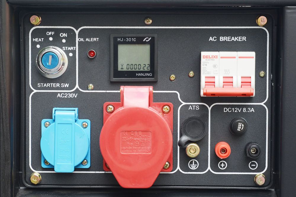 Дизель генератор трехфазный TSS SDG 7000EH3A - [6.5 кВт / 380V] эл. старт