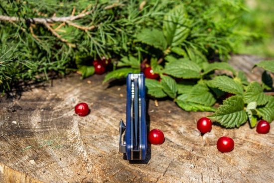 Складной нож Ruike Fang P105 черно-серый c клинком из стали Sandvik™ 14C28N, рукоять G10