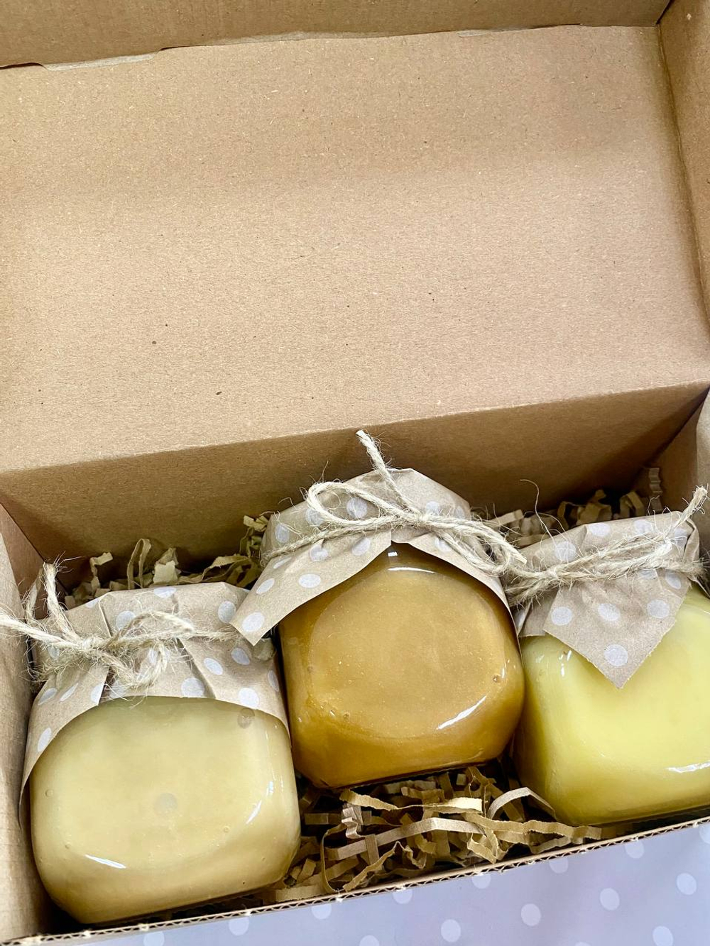 Медовый бокс (набор из 3 сортов меда: таежный, горный, донниковый). 900гр. Алтайский край