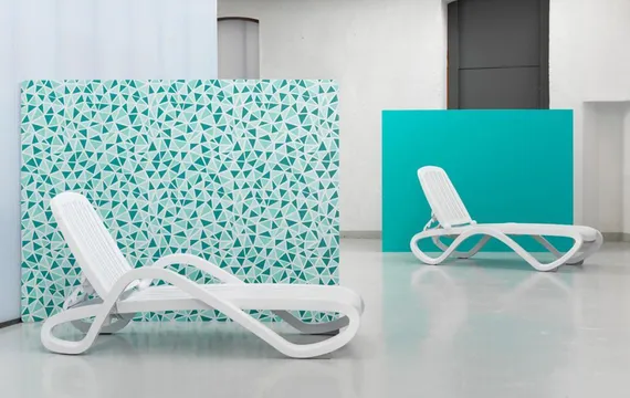 Шезлонг Tropico белый