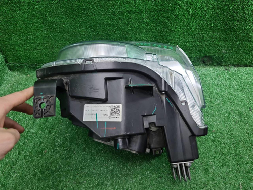 Фара правая Tank 300 (2021-н.в.) LED