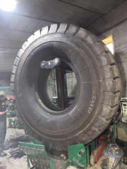 33.00R51 Bridgestone VRPS шина б/у