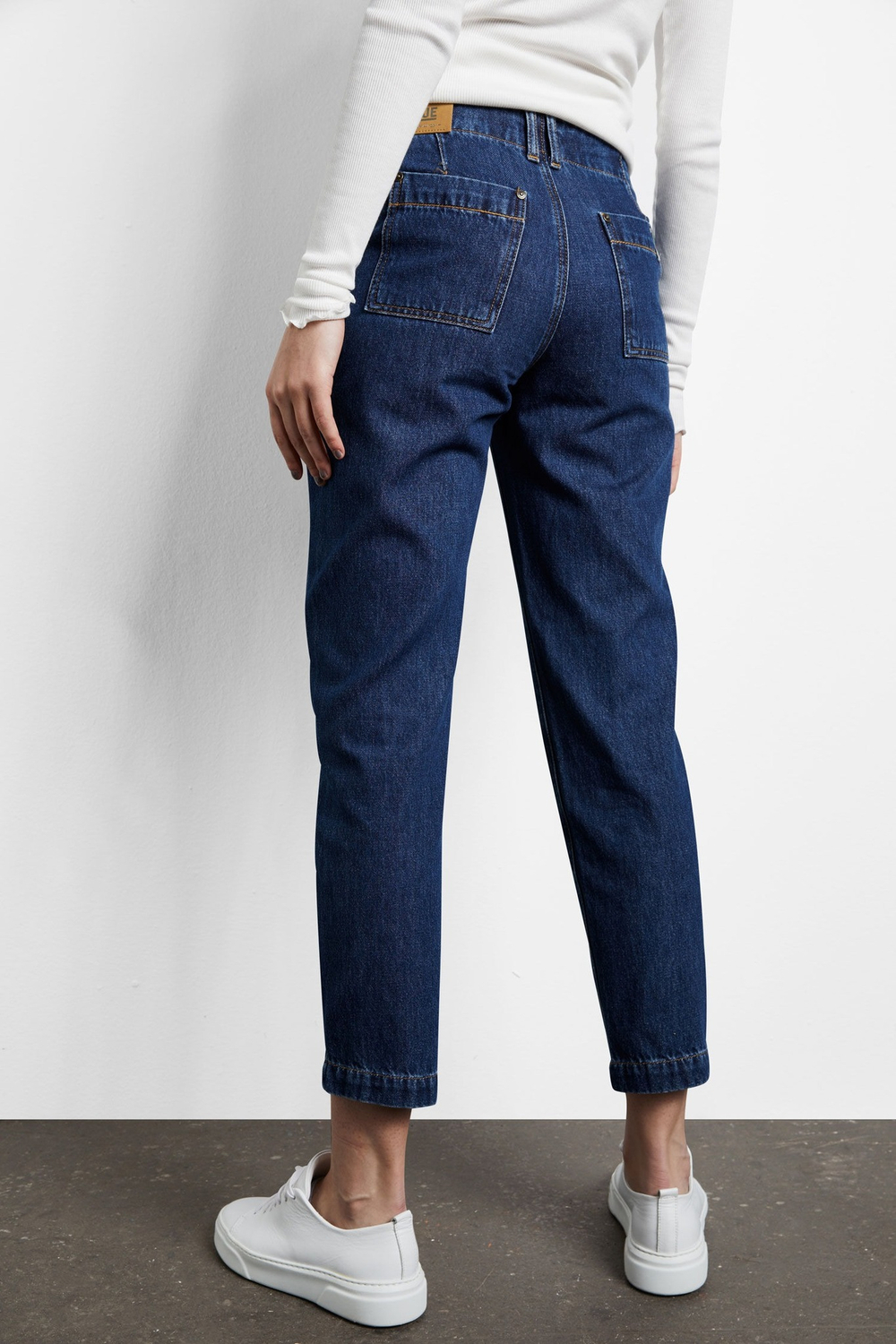 Джинсы женские CINQUE