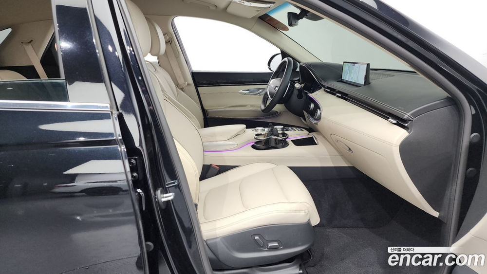 Genesis GV70 2.5T Бензин AWD (01.2021)
