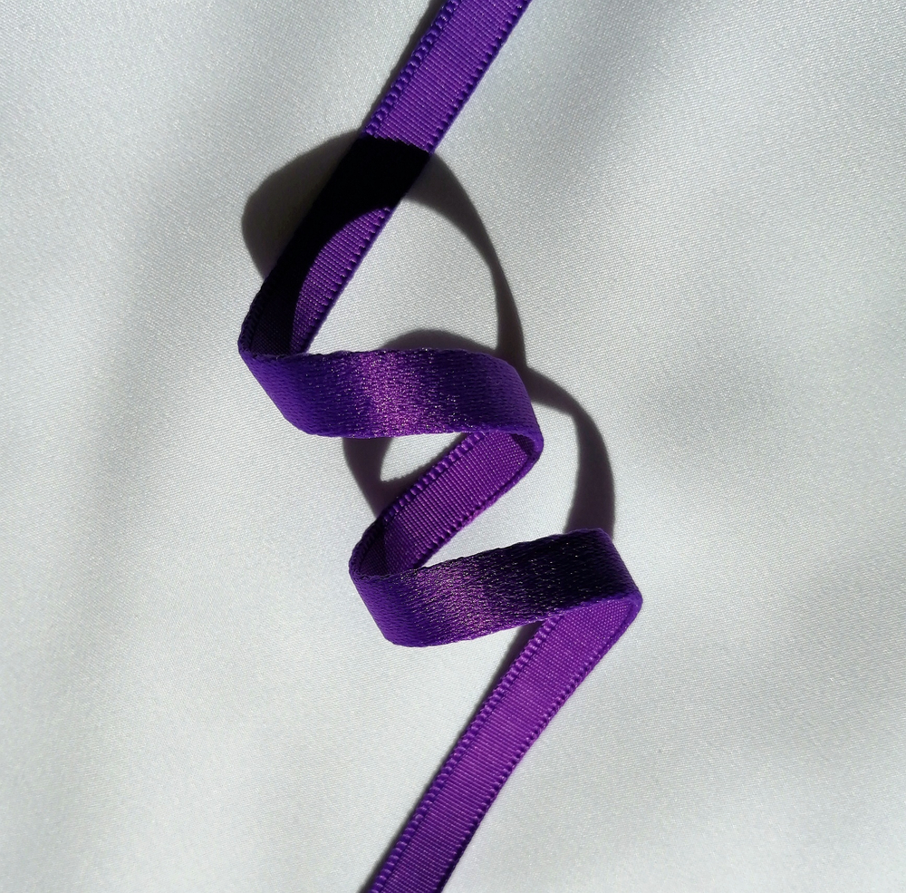 Туннельная лента бесшовная фиолетовый неон