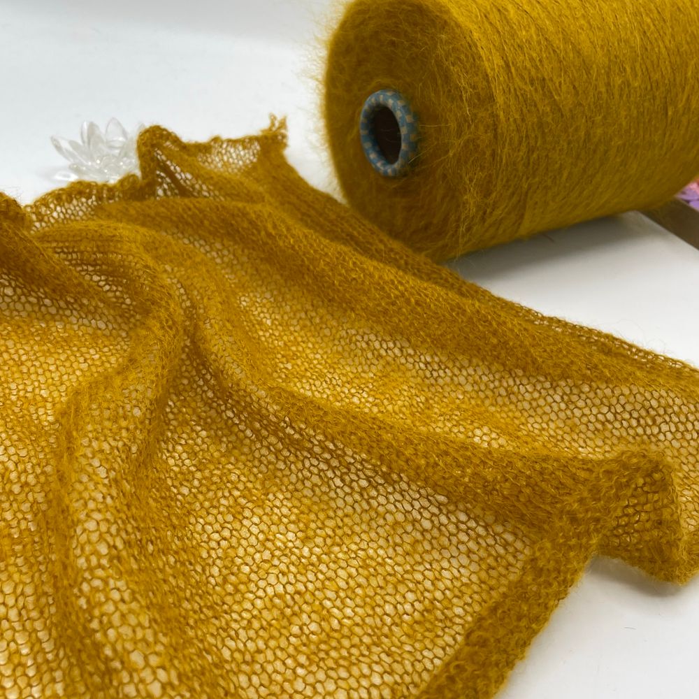 LAGOPOLANE 30% кид мохер 30% полиамид 40% полиакрил