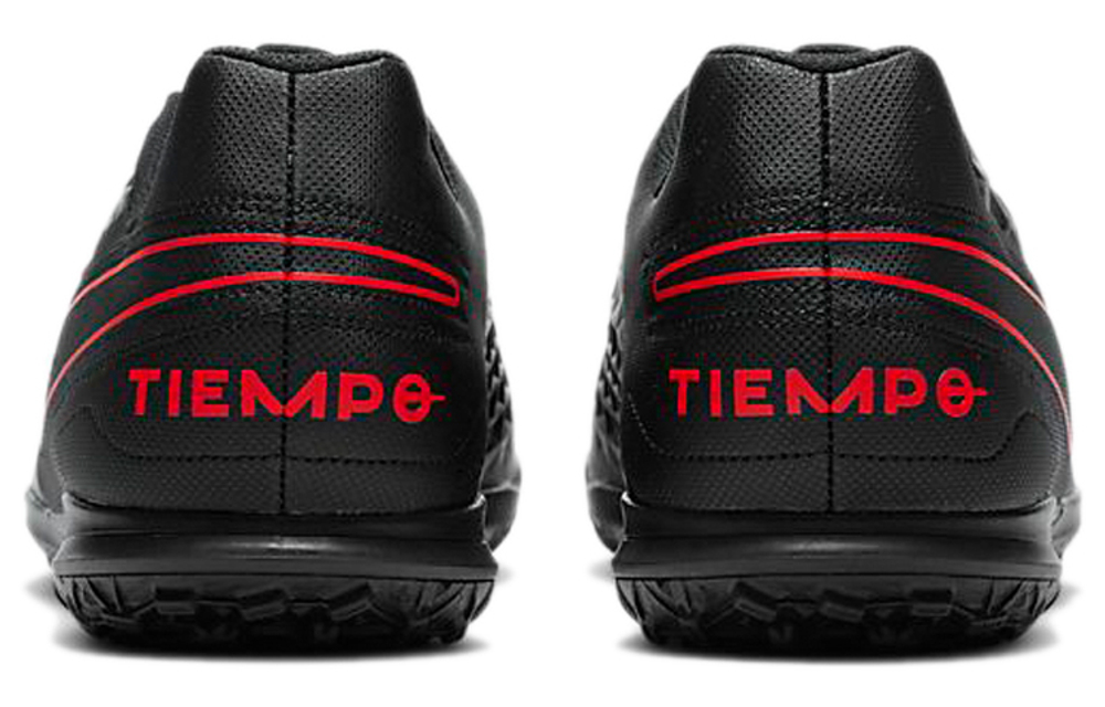 Кроссовки Nike Legend 8 Club Tf