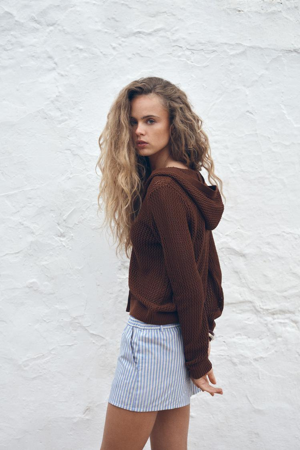 ZARA КАРДИГАН С КАПЮШОНОМ, КОРИЧНЕВЫЙ