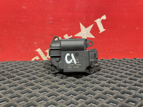 Моторчик заслонок отопителя 2023г.