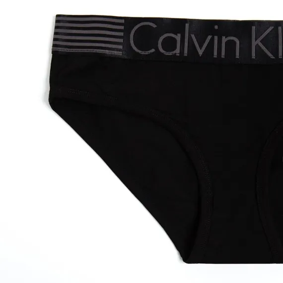 Комплект женский (топ с тонкими лямками, трусы), цвет чёрный МИКС, размер 44-46