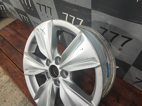 Диск колесный литой R17 Lexus UX 18-нв Б/У Оригинал 4261176220