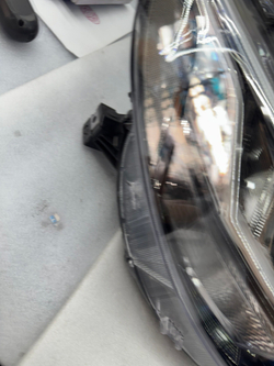 Оригинальная фара Nissan Sylphy (правый руль),