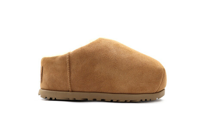 UGG Pumped Slide Chestnut