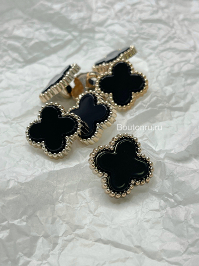 Пуговицы черные цветок 21,5 мм