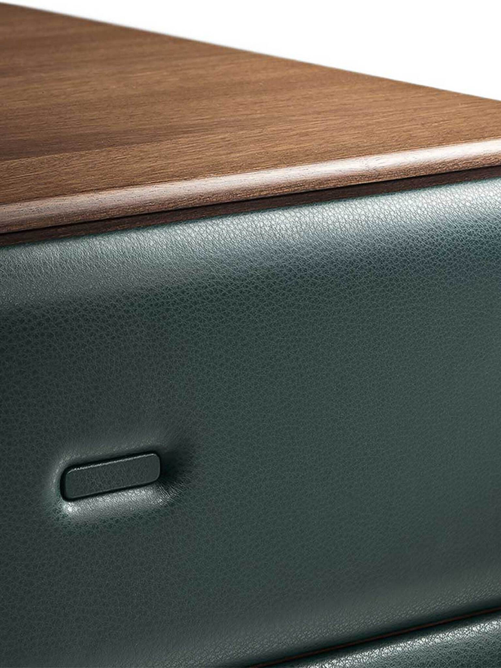 Тумбочка Poltrona Frau Moondance