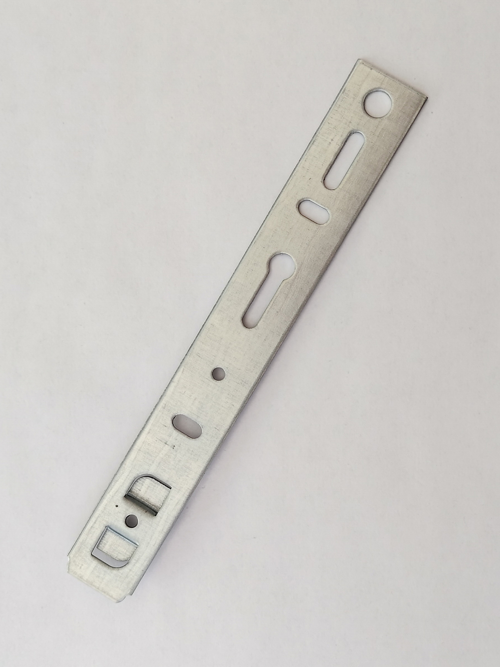 Анкерные (оконные) пластины KBE 58 190х25х1,5 (30 шт.)