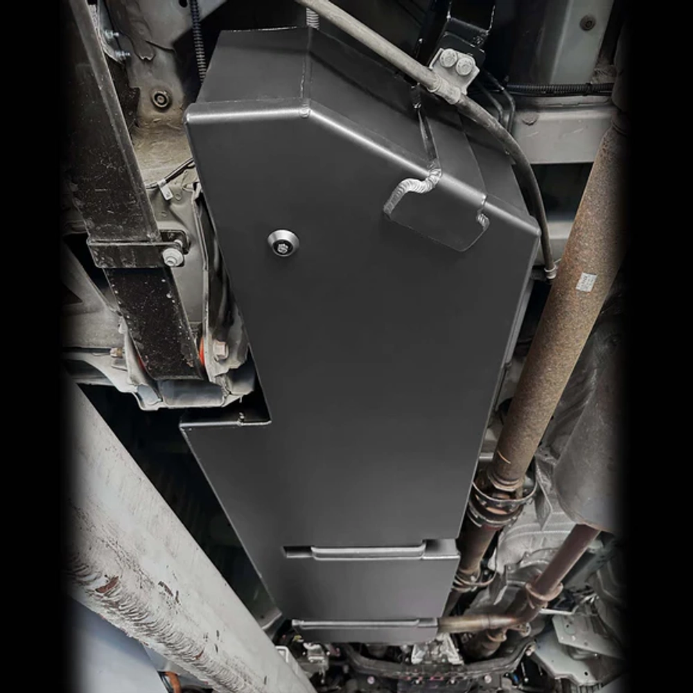 Замена штатного топливного бака на 180 литров для Toyota Hiace 3.5TT бензин 2019+Тойота Хайс